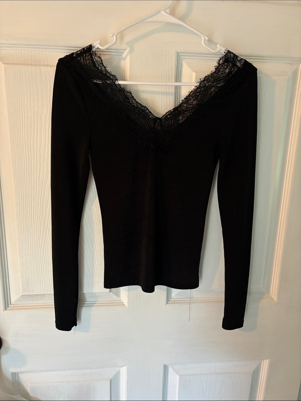 H&M Black Lace-Trim Long Sleeve V-Neck Top